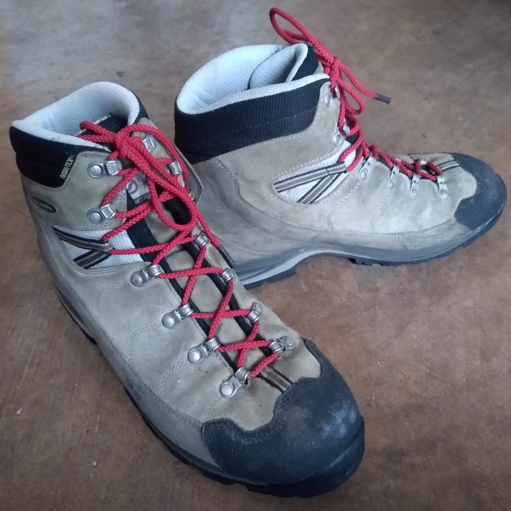 Scarpa Go Up Mens Tan Suede Hiking/Climbing Gore-Tex Boots Size US12.5, 46.5